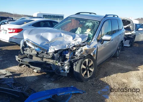 2017 Subaru Forester 2.5I Premium z USA, uszkodzony, nr VIN JF2SJAEC1HH404938